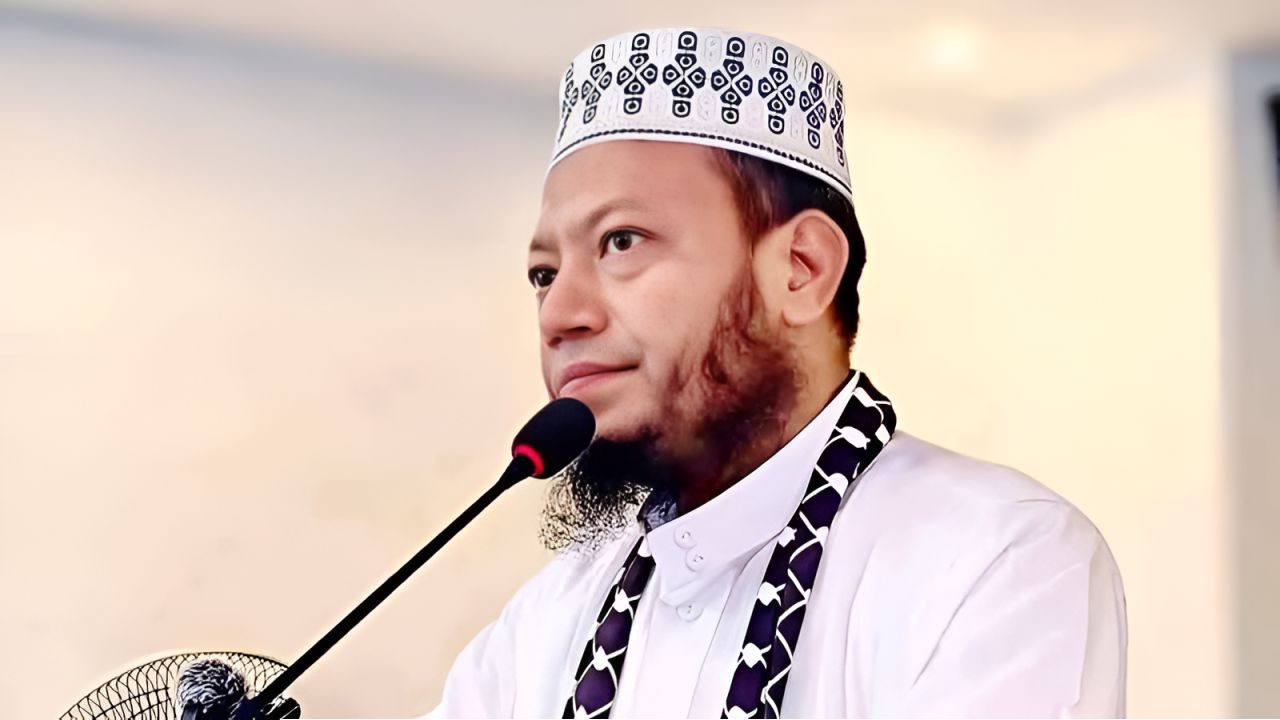 আমির হামজার বিরুদ্ধে আদালতের সমন জারি