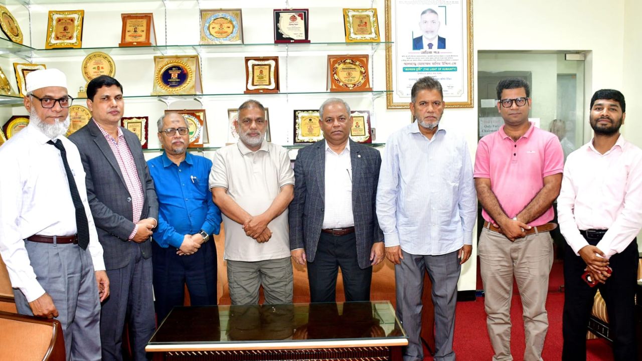 চট্টগ্রাম বিশ্ববিদ্যালয়কে ৬টি নতুন বাস দেবে জসিম উদ্দিন ফাউন্ডেশন
