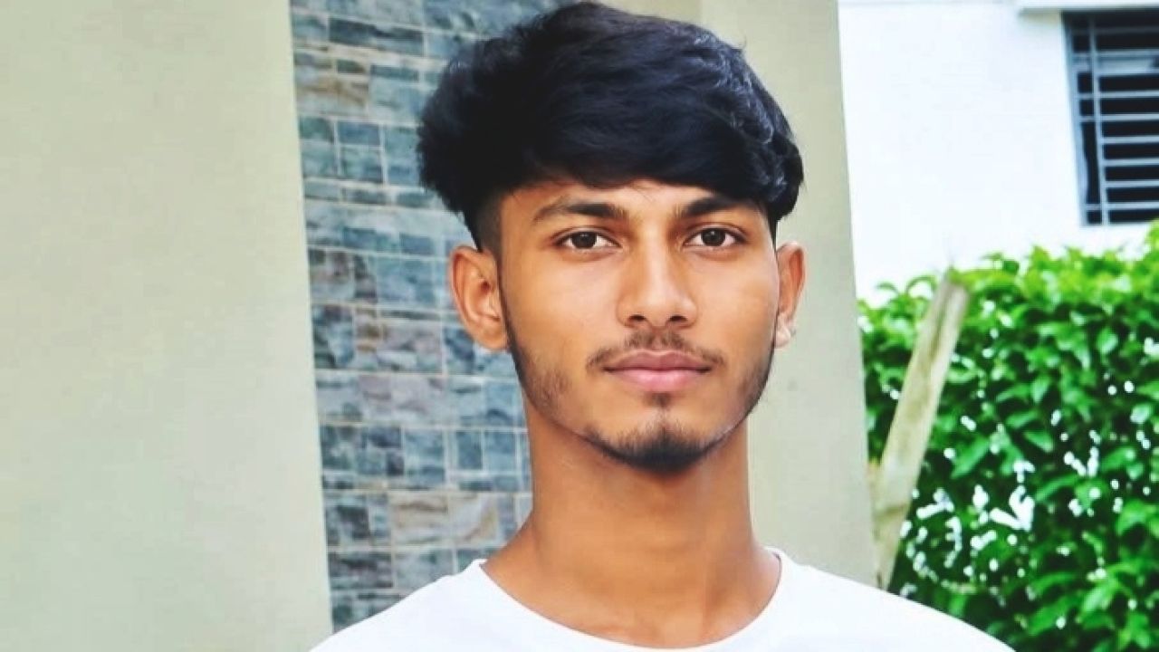 দুর্গাপুরে প্রেমিকার প্রত্যাখ্যানে কিশোরের আত্মহত্যা