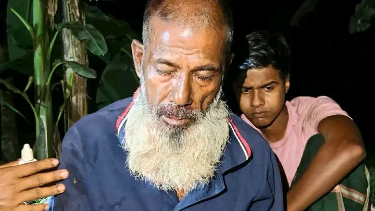 নির্জন সড়কে বৃদ্ধ ভ্যানচালকের মাথায় আঘাত, ভ্যান ছিনতাই করে পালাল দুর্বৃত্ত